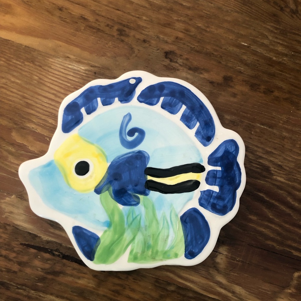 Ceramic fish trivet